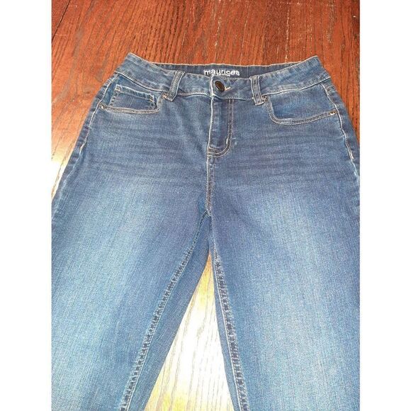 Size 6 Short Maurices Mid Rise Blue Denim Blue Jeans Casual Pants with Pockets - Picture 2 of 3